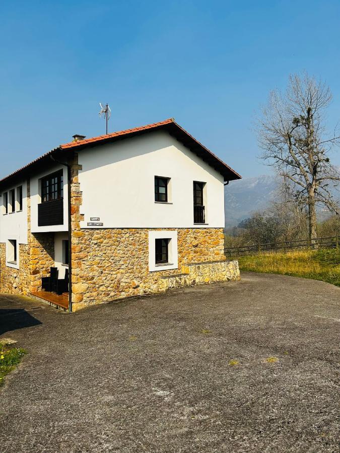 Ferienwohnung Casa La Maestra Les Arriondes Exterior foto