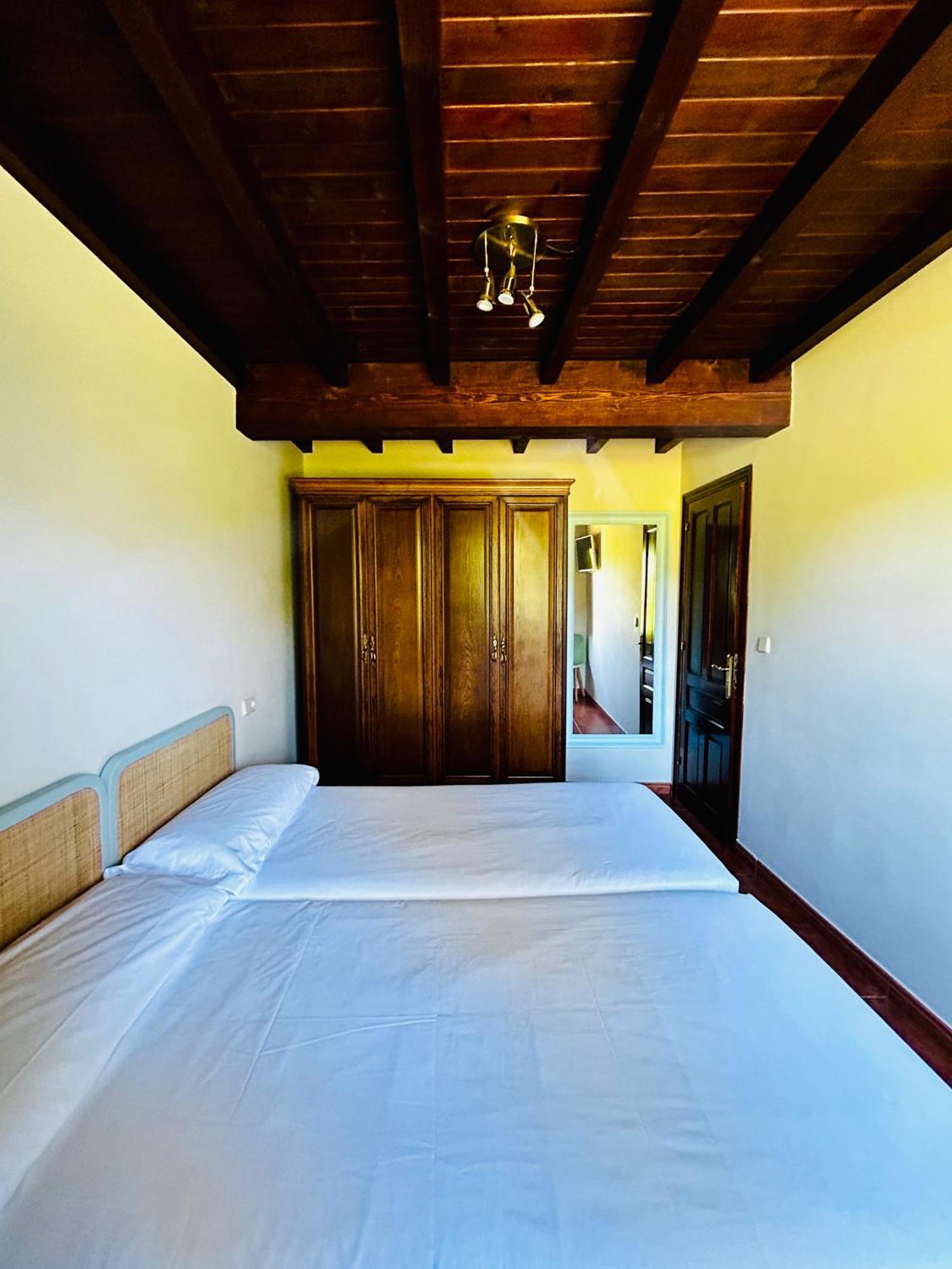 Ferienwohnung Casa La Maestra Les Arriondes Exterior foto