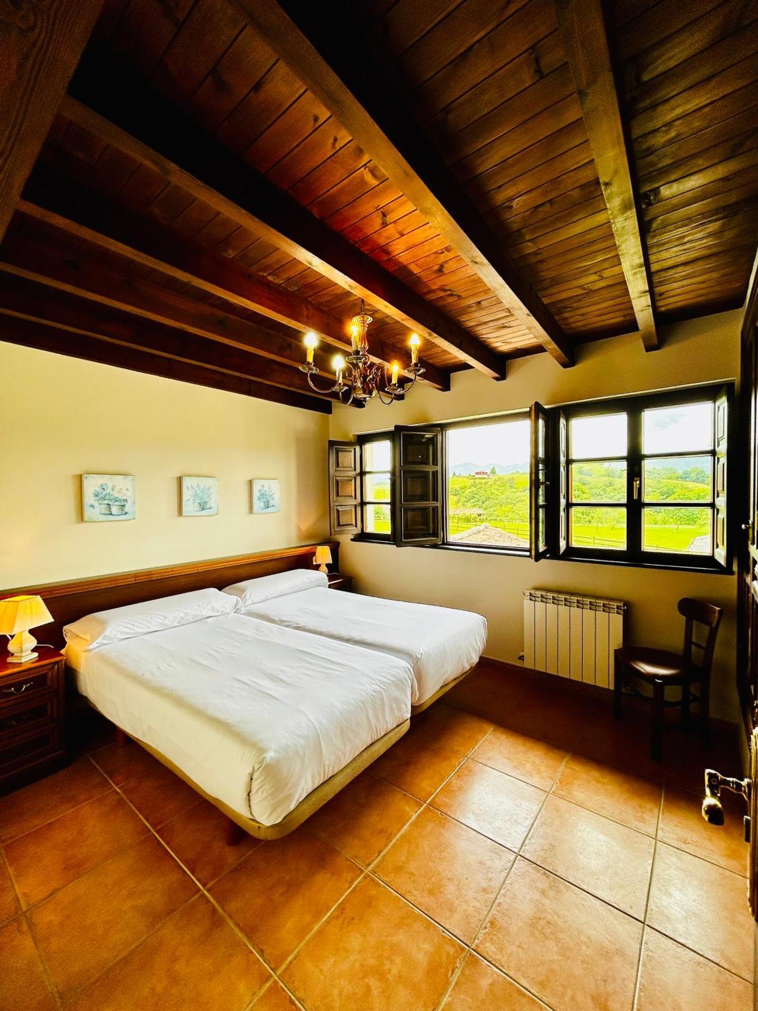 Ferienwohnung Casa La Maestra Les Arriondes Exterior foto