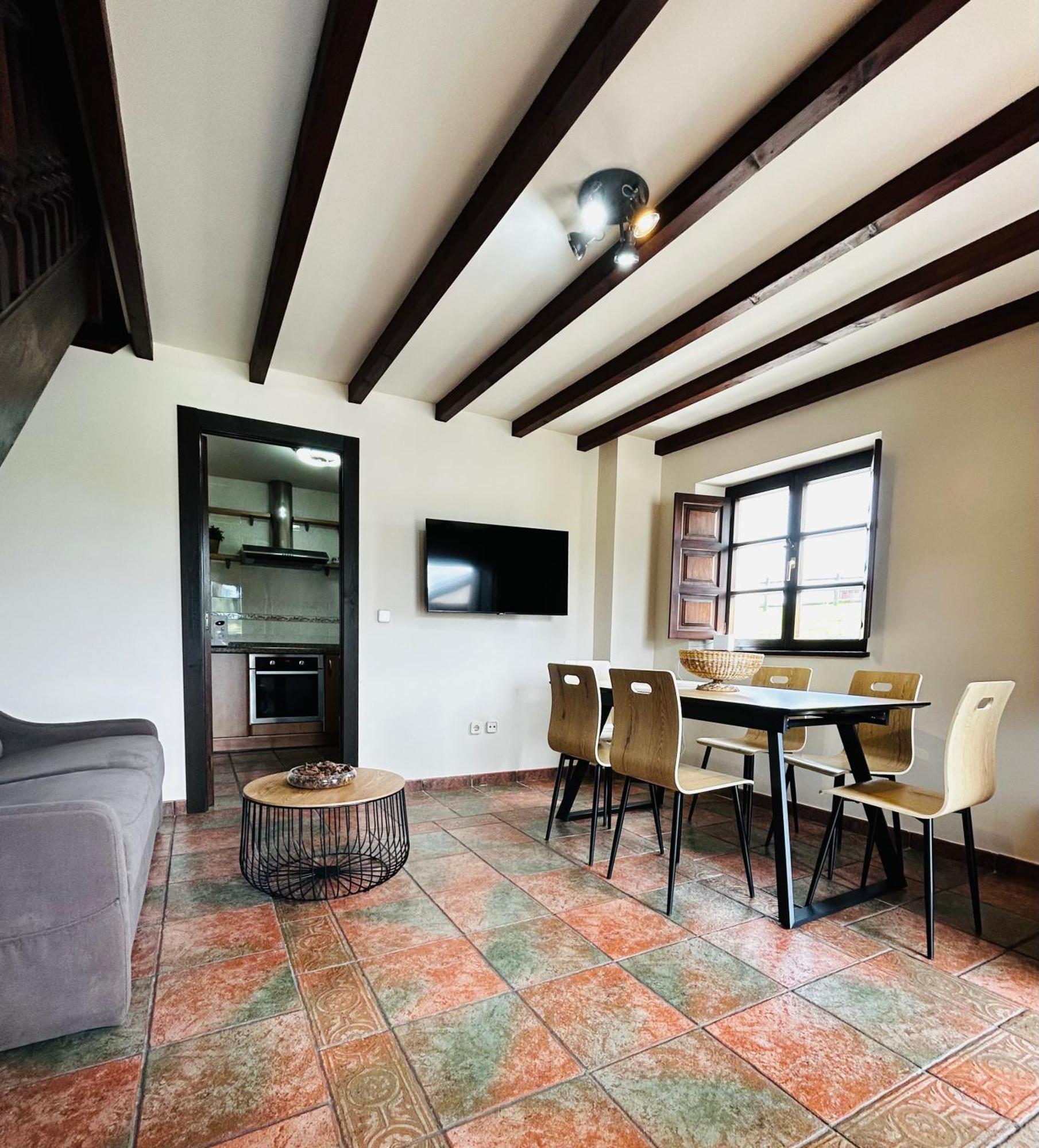 Ferienwohnung Casa La Maestra Les Arriondes Exterior foto