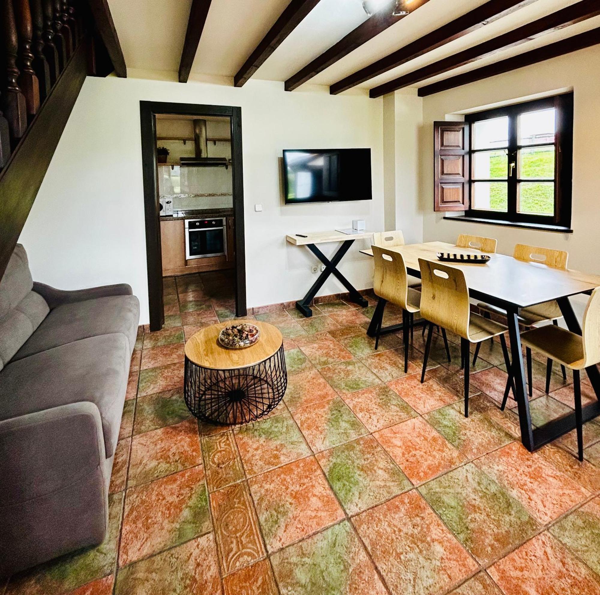 Ferienwohnung Casa La Maestra Les Arriondes Exterior foto